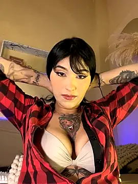 Snapshot of Sweetie_Arianna chatting on September 28, 2025, 6:19 am Sweetie Arianna online show from September 28, 2025, 6:19 am