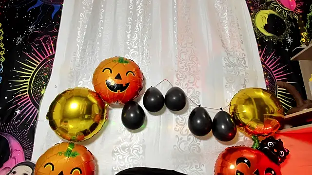 Snapshot of daarklover chatting on October 31, 2025, 10:16 am daarklover online show from October 31, 2025, 10:16 am