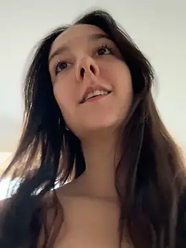  Juliette online show from October 16, 2025, 8:15 am