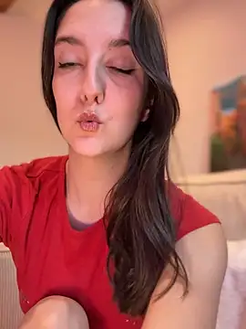  Juliette online show from November 27, 2025, 4:09 pm