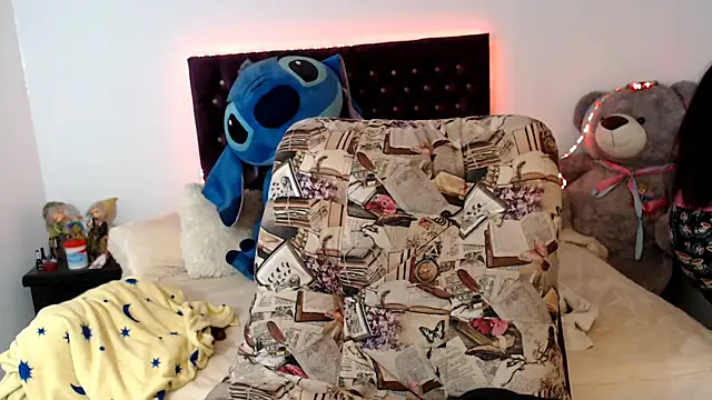Lorenahot 06 online show from July 14, 2026, 4:56 pm