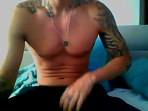 Snapshot of Skater29xx2 chatting on February 26, 2025, 2:57 pm Skater29xx2 online show from February 26, 2025, 2:57 pm