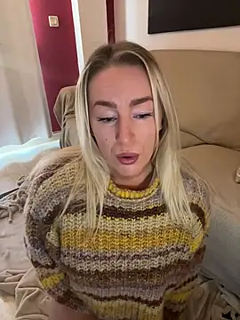 Snapshot of ChristyAdair chatting on December 10, 2024, 3:22 pm ChristyAdair online show from December 10, 2024, 3:22 pm