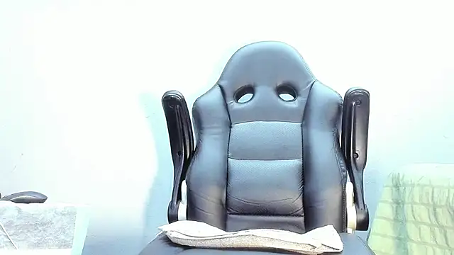 Dancelwashington online show from October 15, 2025, 9:59 pm