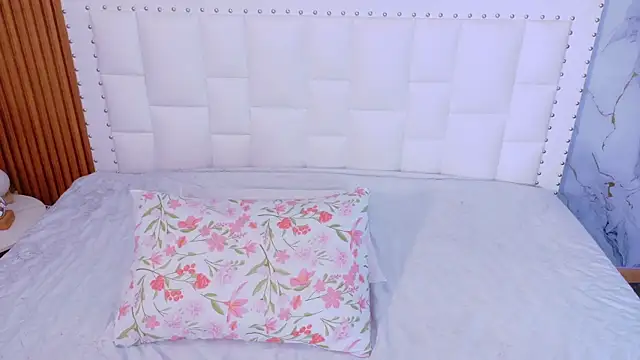 Snapshot of cattaleeyaa chatting on February 17, 2026, 12:45 pm cattaleeyaa online show from February 17, 2026, 12:45 pm