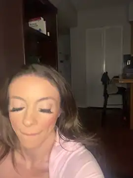 greedybratt online show from February 11, 2026, 10:42 am