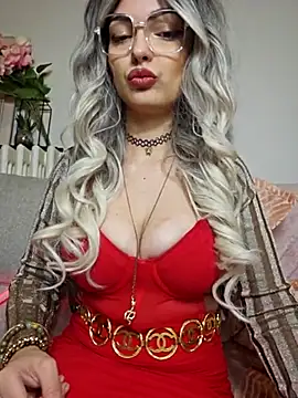 Snapshot of La_Nebulleuse-Nebulla chatting on March 13, 2025, 11:38 pm La Nebulleuse-Nebulla online show from March 13, 2025, 11:38 pm