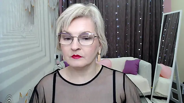Snapshot of BlondeBrilliant7 chatting on January 23, 2025, 6:17 am BlondeBrilliant7 online show from January 23, 2025, 6:17 am
