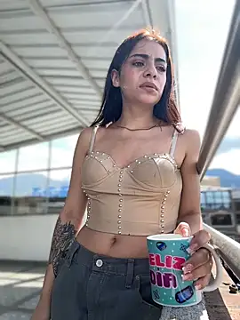 hannacruzsj online show from December 3, 2025, 3:54 pm