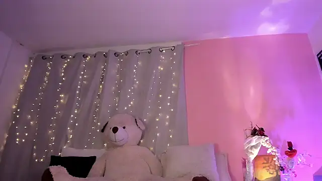 hannacruzsj online show from March 10, 2026, 12:26 am