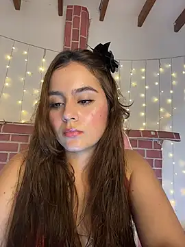 Snapshot of Juanelopez1 chatting on June 15, 2026, 1:30 am Juanelopez1 online show from June 15, 2026, 1:30 am