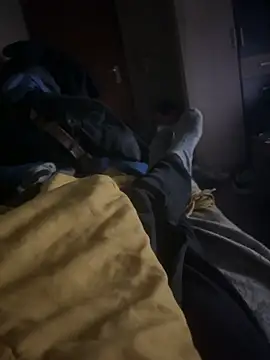 FreshWonder0 online show from December 14, 2025, 9:19 pm