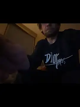 FreshWonder0 online show from December 15, 2025, 8:02 pm