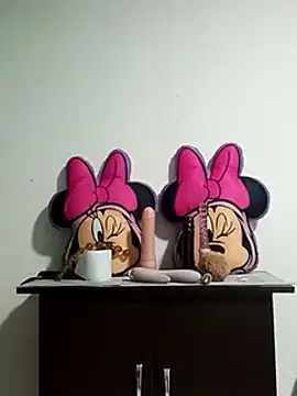 Snapshot of emilypoppy3 chatting on December 3, 2024, 5:45 pm emilypoppy3 online show from December 3, 2024, 5:45 pm