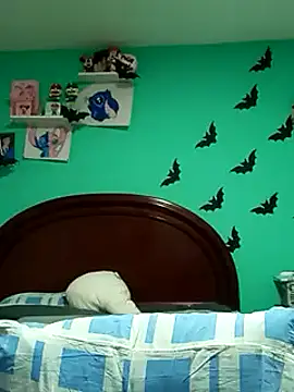 Snapshot of emilypoppy3 chatting on December 10, 2024, 5:00 pm emilypoppy3 online show from December 10, 2024, 5:00 pm