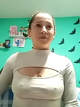 Snapshot of emilypoppy3 chatting on December 11, 2024, 3:02 am emilypoppy3 online show from December 11, 2024, 3:02 am