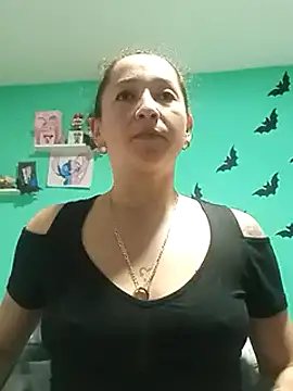 Snapshot of emilypoppy3 chatting on December 24, 2024, 7:11 pm emilypoppy3 online show from December 24, 2024, 7:11 pm