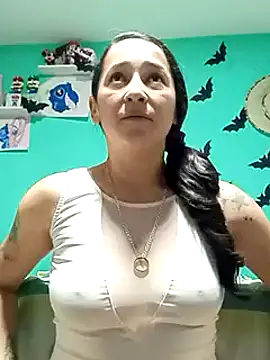 Snapshot of emilypoppy3 chatting on January 10, 2025, 2:23 pm emilypoppy3 online show from January 10, 2025, 2:23 pm