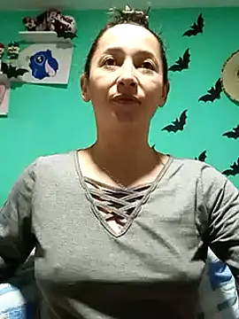 Snapshot of emilypoppy3 chatting on January 14, 2025, 12:11 am emilypoppy3 online show from January 14, 2025, 12:11 am