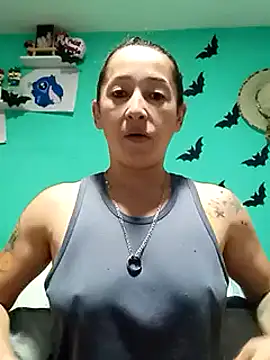 Snapshot of emilypoppy3 chatting on February 10, 2025, 1:11 pm emilypoppy3 online show from February 10, 2025, 1:11 pm