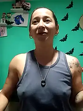 Snapshot of emilypoppy3 chatting on February 11, 2025, 3:40 am emilypoppy3 online show from February 11, 2025, 3:40 am