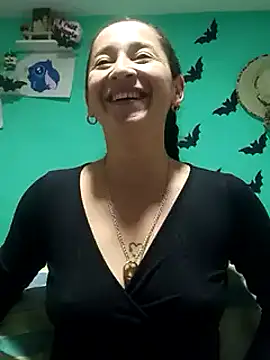 Snapshot of emilypoppy3 chatting on February 13, 2025, 8:03 pm emilypoppy3 online show from February 13, 2025, 8:03 pm