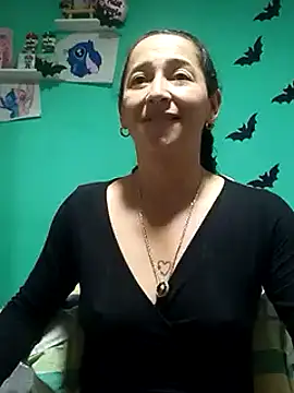 Snapshot of emilypoppy3 chatting on February 13, 2025, 11:04 pm emilypoppy3 online show from February 13, 2025, 11:04 pm