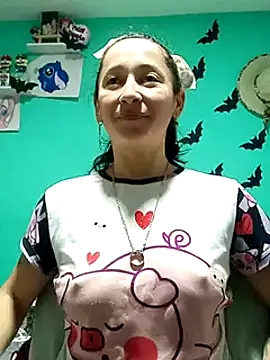 Snapshot of emilypoppy3 chatting on February 17, 2025, 4:15 pm emilypoppy3 online show from February 17, 2025, 4:15 pm