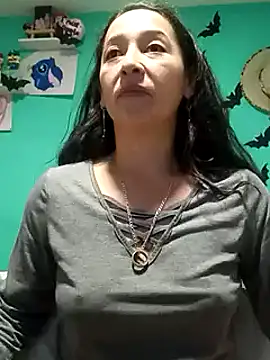 Snapshot of emilypoppy3 chatting on February 20, 2025, 12:41 am emilypoppy3 online show from February 20, 2025, 12:41 am