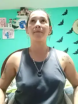 Snapshot of emilypoppy3 chatting on February 26, 2025, 1:11 am emilypoppy3 online show from February 26, 2025, 1:11 am