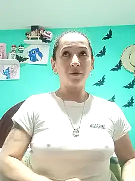 Snapshot of emilypoppy3 chatting on February 27, 2025, 2:21 am emilypoppy3 online show from February 27, 2025, 2:21 am