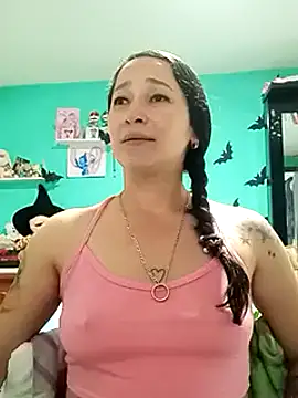 Snapshot of emilypoppy3 chatting on March 7, 2025, 12:58 am emilypoppy3 online show from March 7, 2025, 12:58 am