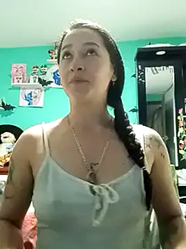 Snapshot of emilypoppy3 chatting on March 14, 2025, 12:32 am emilypoppy3 online show from March 14, 2025, 12:32 am