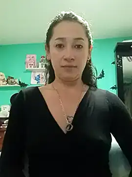 Snapshot of emilypoppy3 chatting on March 17, 2025, 12:35 pm emilypoppy3 online show from March 17, 2025, 12:35 pm