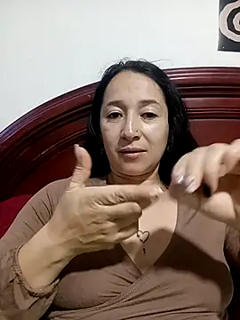 Snapshot of emilypoppy3 chatting on September 25, 2025, 2:15 am emilypoppy3 online show from September 25, 2025, 2:15 am