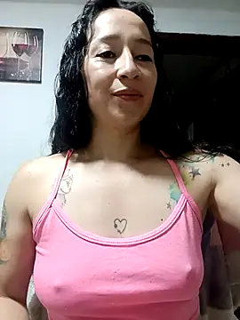 Snapshot of emilypoppy3 chatting on September 27, 2025, 2:55 pm emilypoppy3 online show from September 27, 2025, 2:55 pm