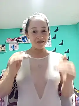 Snapshot of emilypoppy3 chatting on October 21, 2025, 2:23 am emilypoppy3 online show from October 21, 2025, 2:23 am