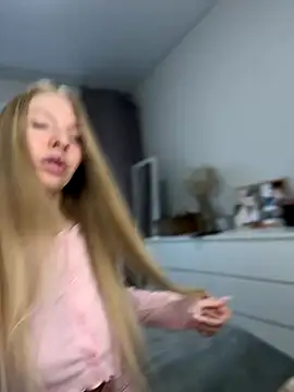 NewLale online show from October 10, 2025, 3:27 am