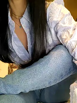 Melody87 online show from November 2, 2025, 6:32 pm