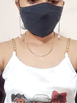 Snapshot of Angleannie chatting on October 4, 2025, 3:43 pm Angleannie online show from October 4, 2025, 3:43 pm