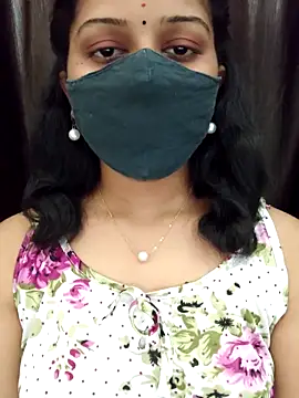 Angleannie online show from April 11, 2026, 4:44 pm