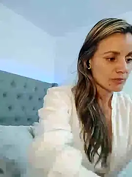 Snapshot of sweetfantasyy69 chatting on December 10, 2024, 9:11 pm sweetfantasyy69 online show from December 10, 2024, 9:11 pm