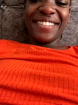 Snapshot of Pinky_coochie chatting on September 26, 2025, 9:24 am Pinky coochie online show from September 26, 2025, 9:24 am