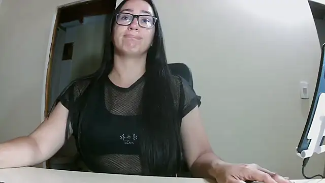 brittanycheeks online show from March 1, 2026, 12:12 am