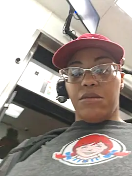 samone9 online show from December 9, 2024, 2:45 am