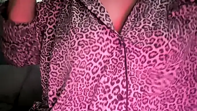 Snapshot of SEXY-ZENA chatting on November 18, 2025, 10:36 pm SEXY-ZENA online show from November 18, 2025, 10:36 pm