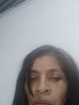 soltrinidad online show from May 26, 2026, 11:45 pm