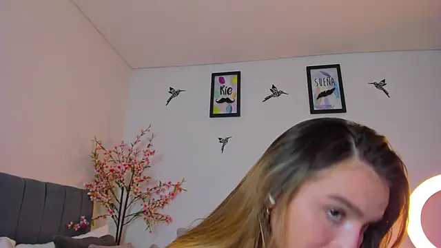 im sarah34 online show from December 29, 2024, 1:56 am