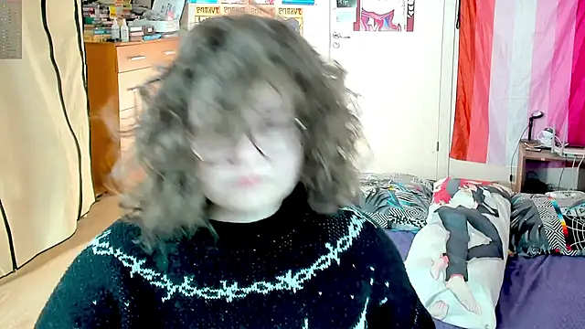 Sashy Way online show from October 27, 2025, 8:51 am