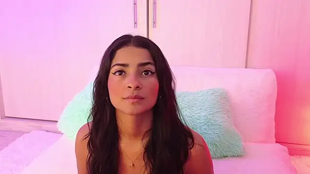 Yues050600 online show from December 13, 2024, 1:26 am